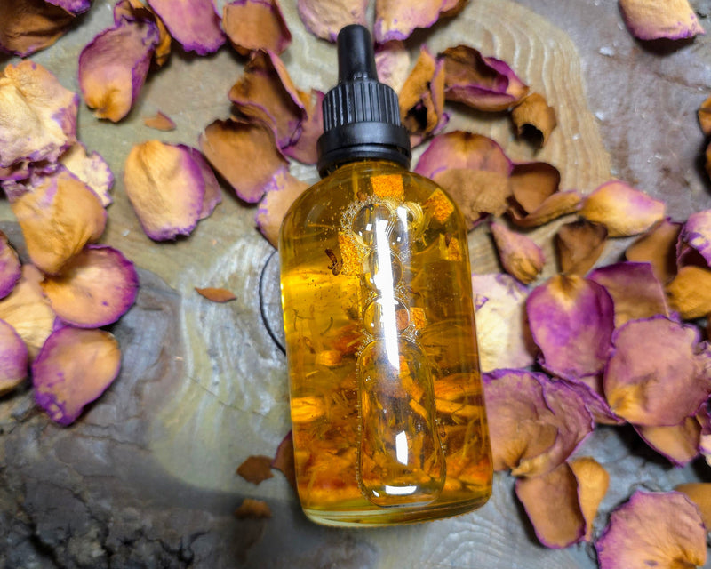 Body Oil Embrace: Coco Sweetness